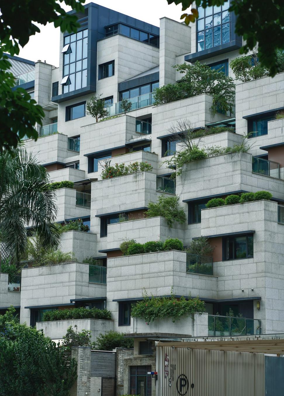Contemporary sustainable building